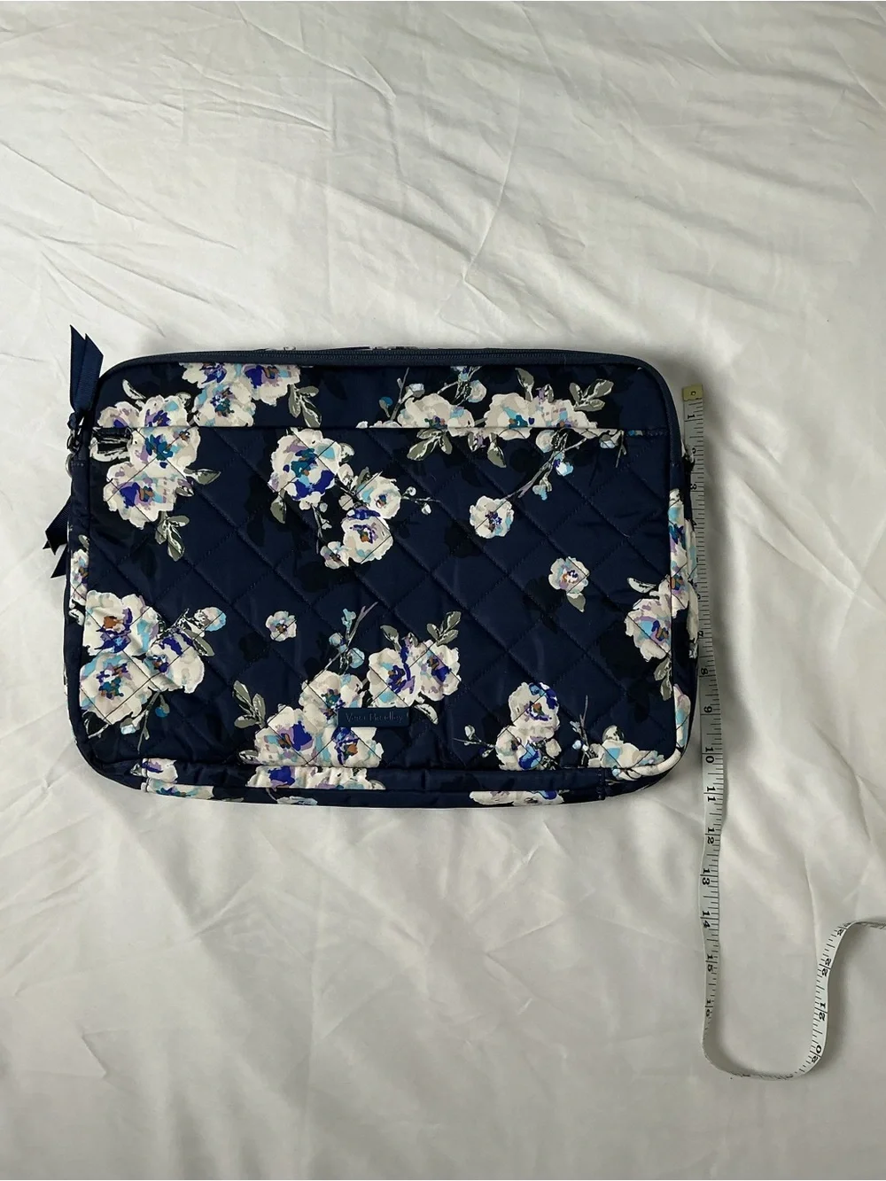 Vera Bradley NWOT Quilted Floral Laptop Crossbody Case